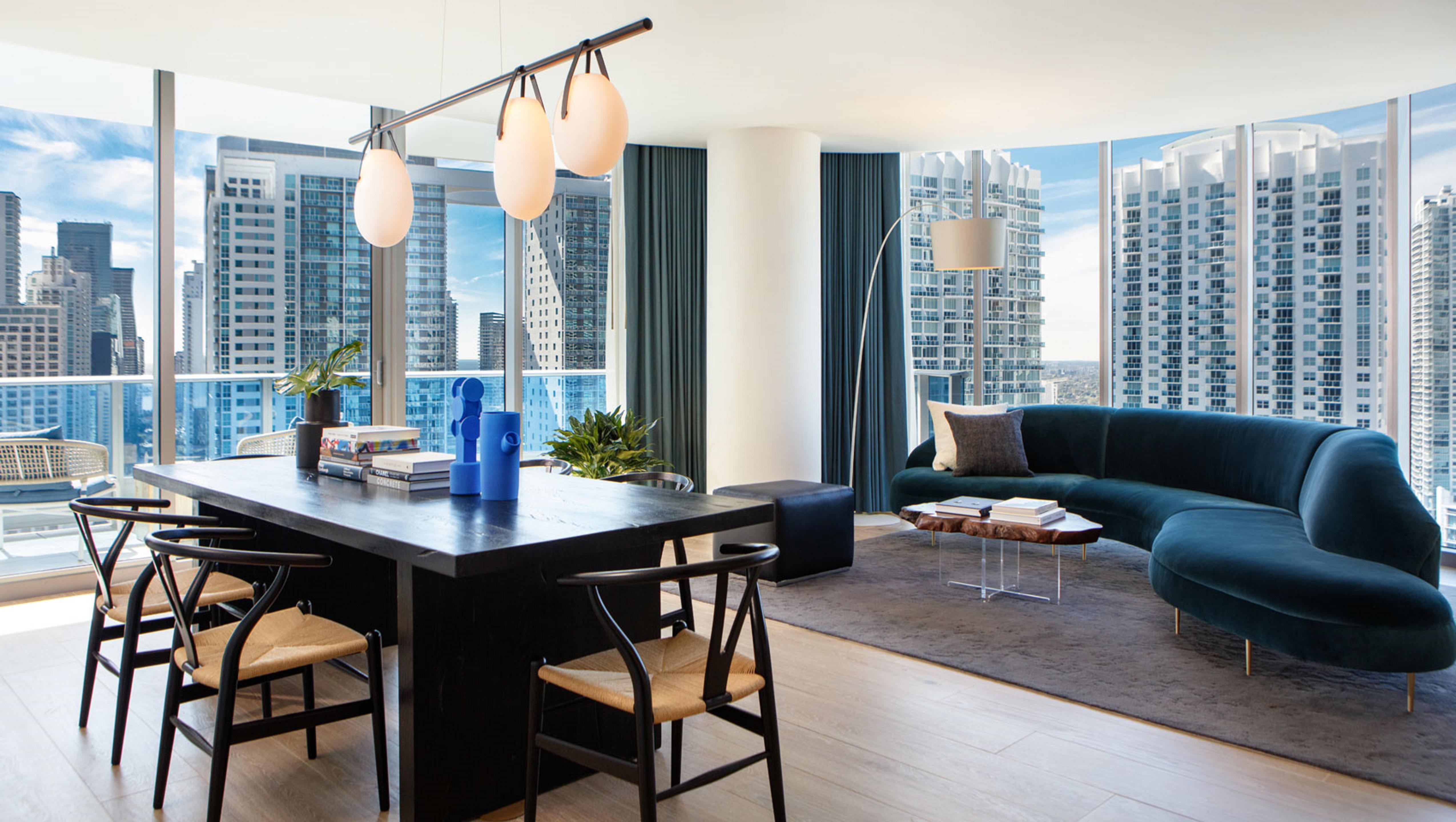 Kimpton Epic Hotel By Ihg Маямі Екстер'єр фото A living room at the Ritz-Carlton, South Beach